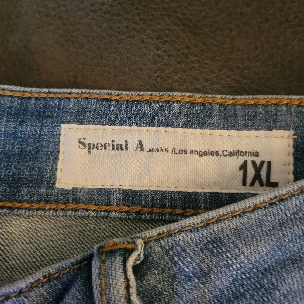 NWT Special A Distressed Ankle Skinny Jeans SZ 1X - Picture 3 of 10